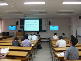 会場の様子の写真