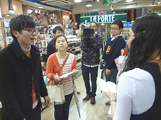 長崎県立大学やるばいプロジェクト「PIEES（ピース）」が佐世保商店街で活動 ニーズ調査