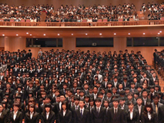 平成25年度 入学式を行いました 長崎県立大学